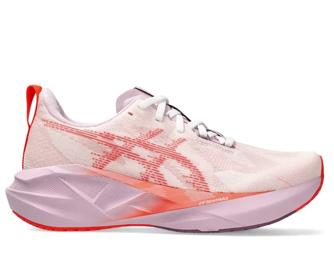 Women's ASICS Novablast 5 - White/Coral